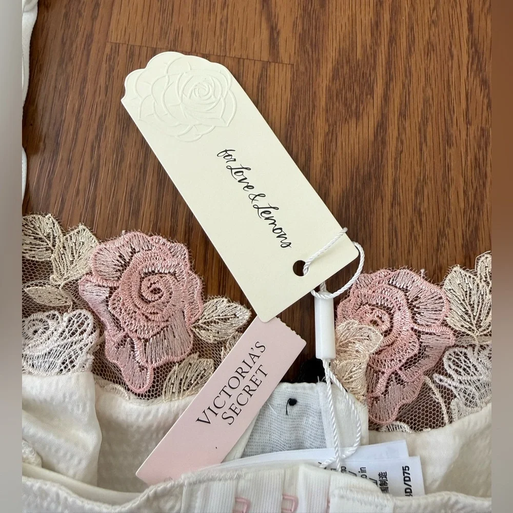 🌷 For Love and Lemons Evie Floral Underwire Bra in Cream Pink Florals Lace - 34D - Picture 10 of 15